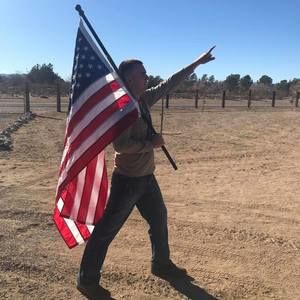 Meet your Posher, Layton